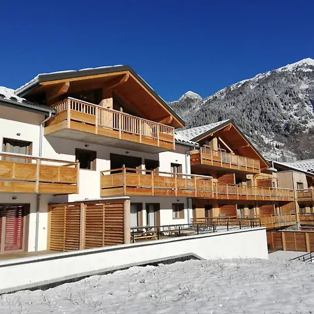 Cosy 4 Pers Avec Balcon, Parking Et Wifi A Champagny En Vanoise - Fr-1-638-6 Lägenhet *